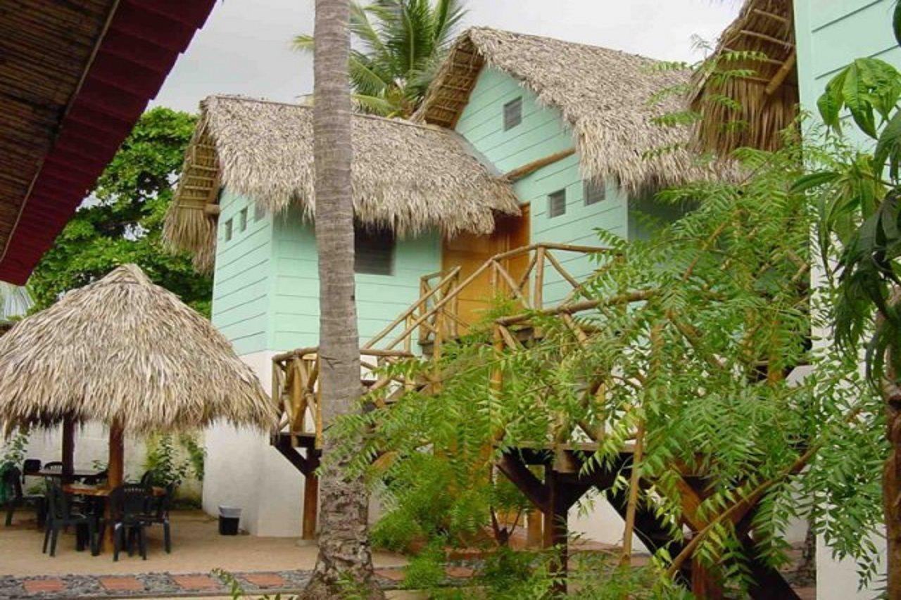 Hotel Los Cobanos Village Lodge Buitenkant foto