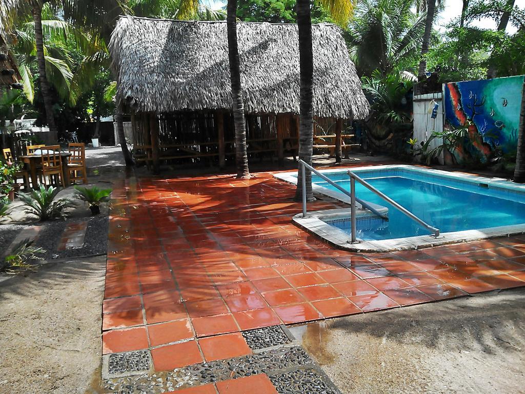 Hotel Los Cobanos Village Lodge Buitenkant foto