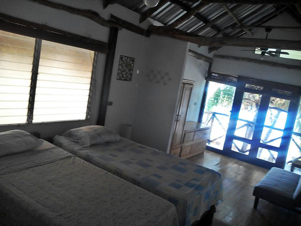 Hotel Los Cobanos Village Lodge Buitenkant foto