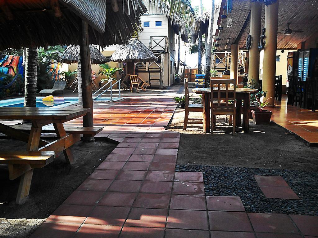 Hotel Los Cobanos Village Lodge Buitenkant foto